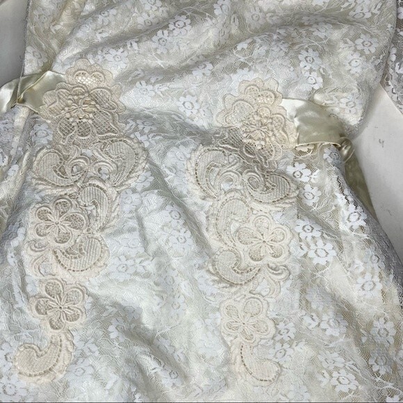 HANDMADE Long White Dress Gown Lace No Size Fits XS VINTAGE - Picture 9 of 10